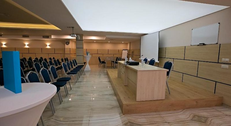 Royal Grand Hotel & SPA 1