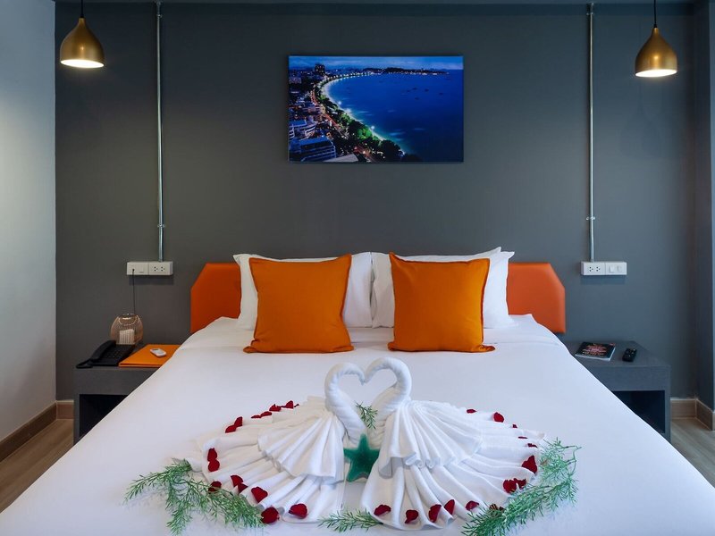 7 Days Premium Hotel Pattaya 15