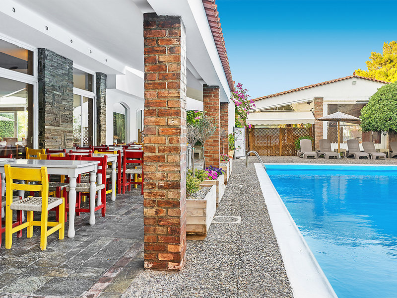 Stefania Beach Resort 6