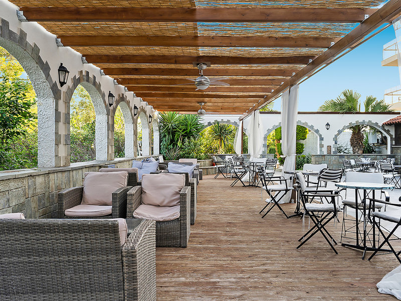 Stefania Beach Resort 7