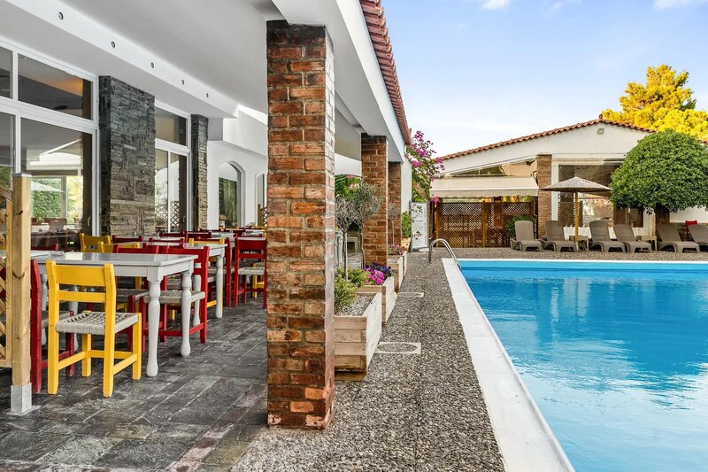Stefania Beach Resort 42