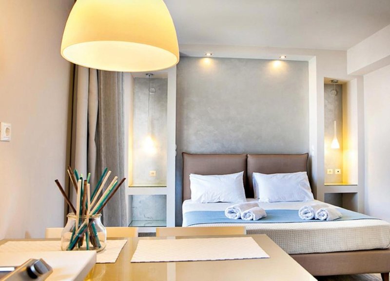 Notos Studios & Apartments 6