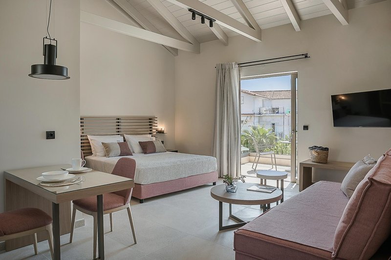 Notos Studios & Apartments 7