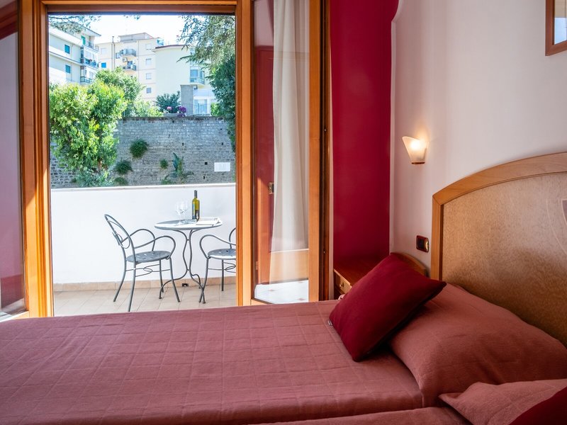 Hotel Savoia Sorrento 12