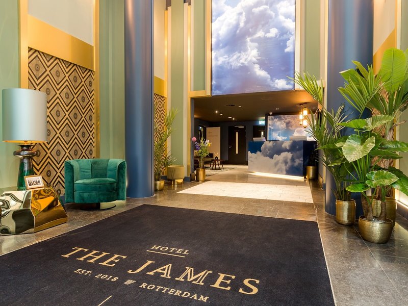 The James Hotel Rotterdam 9