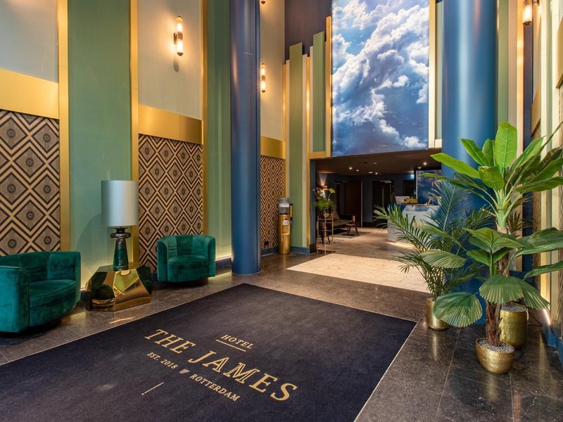 The James Hotel Rotterdam 11