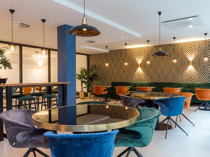 The James Hotel Rotterdam 16