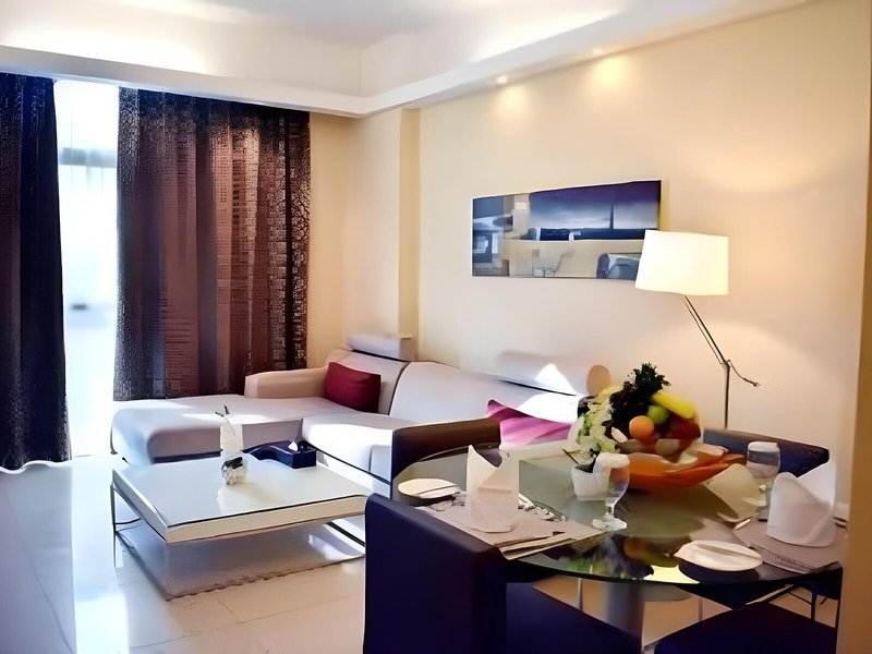 Grand Excelsior Hotel Bur Dubai 34