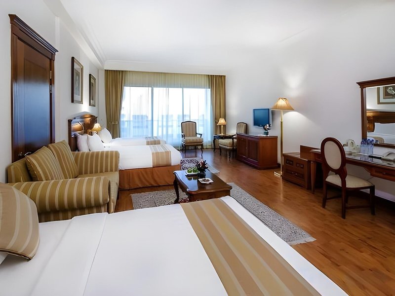 Grand Excelsior Hotel Bur Dubai 39