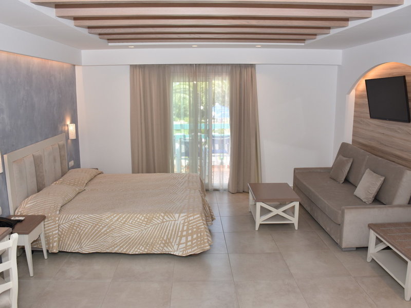 Mastichari Bay 48