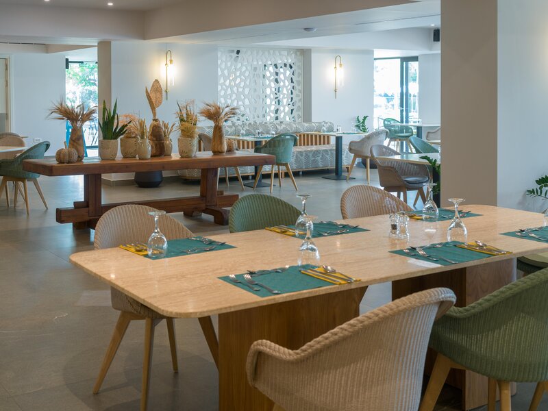 Neptune Hotels - Resort, Convention Centre & Spa 210