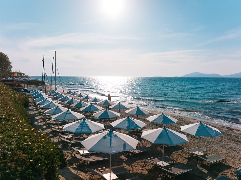 Neptune Luxury Resort 4