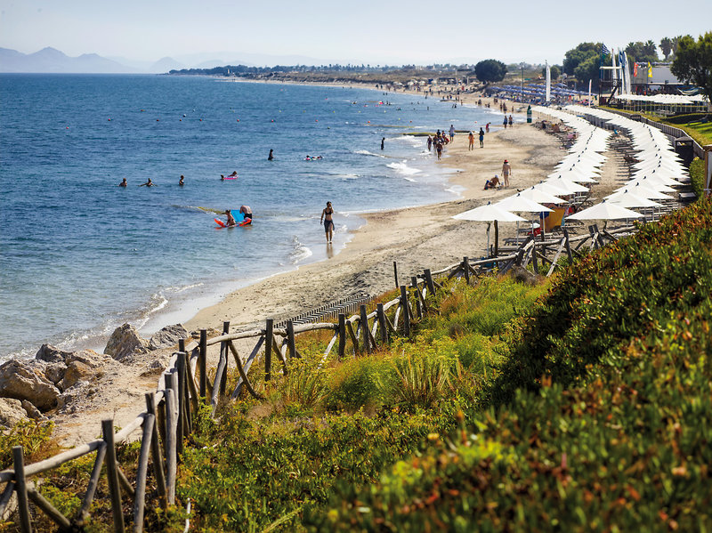 Neptune Hotels - Resort, Convention Centre & Spa 4