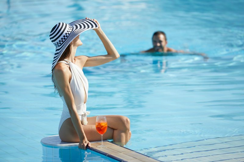 Neptune Luxury Resort 12