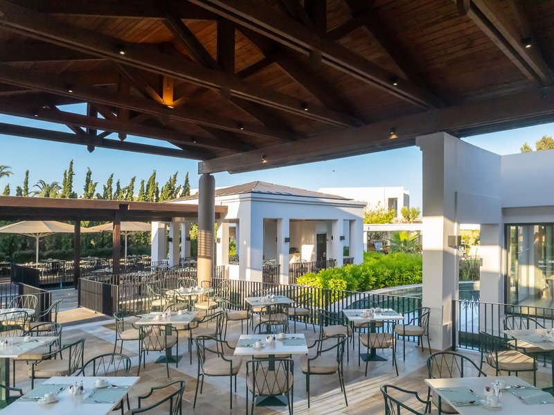 Neptune Luxury Resort 23