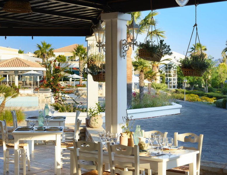 Neptune Luxury Resort 24