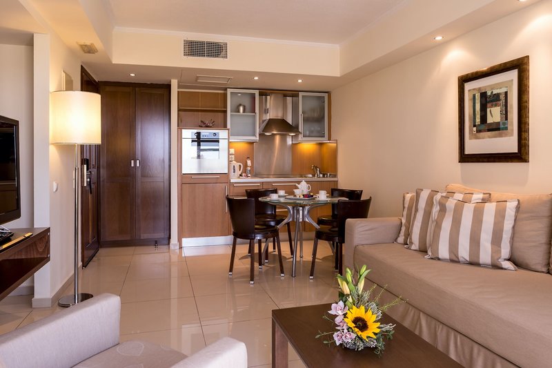 Neptune Luxury Resort 49