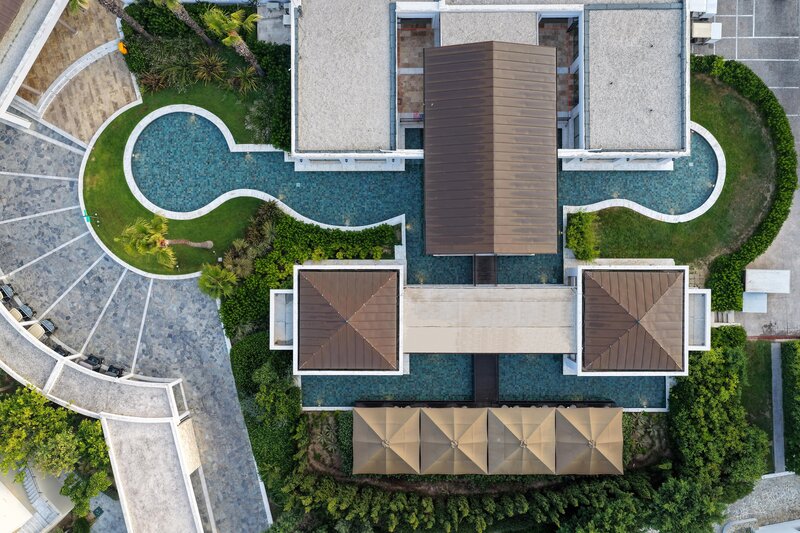 Neptune Luxury Resort 28