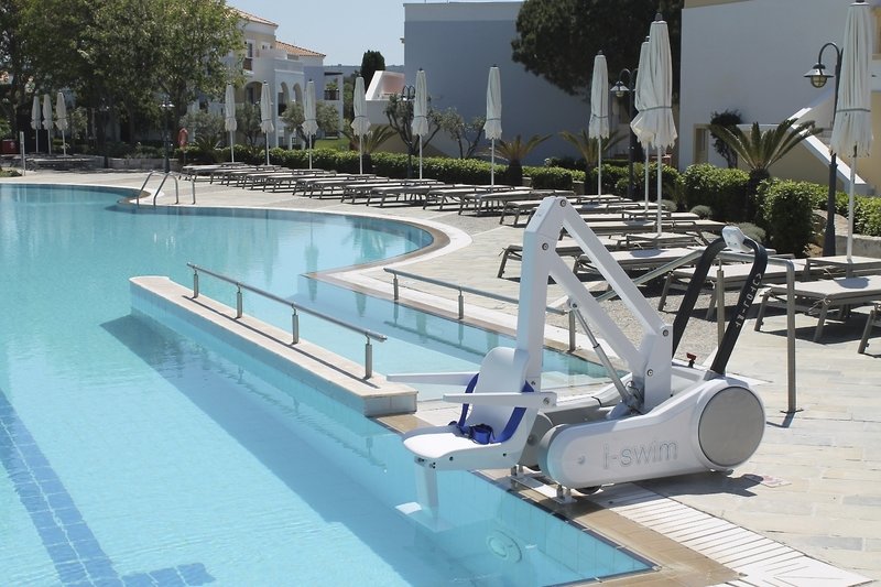 Neptune Luxury Resort 9