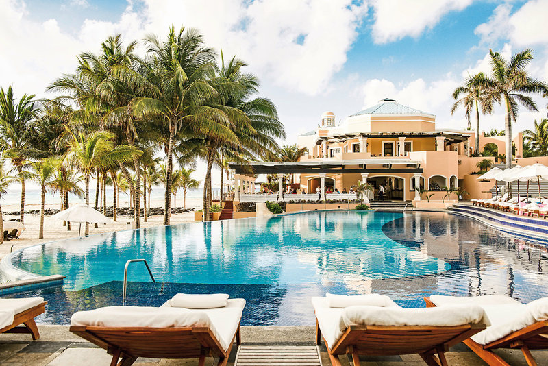 Royal Hideaway Playacar Resort 1