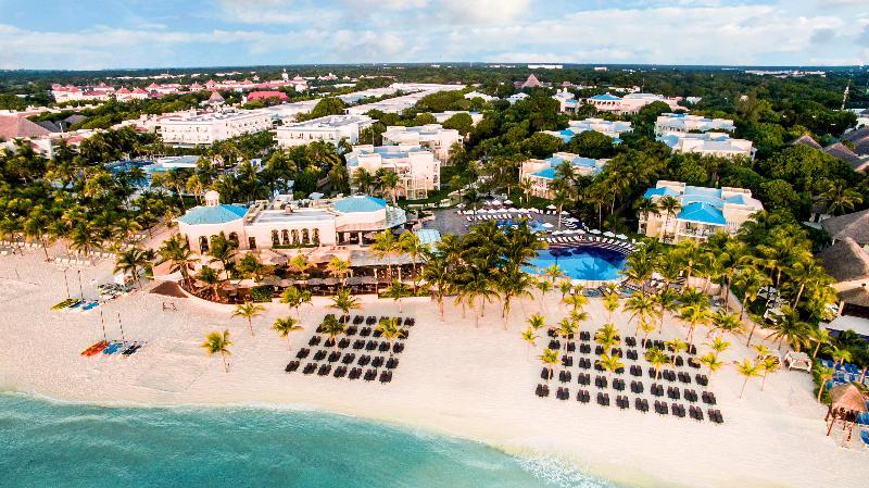 Royal Hideaway Playacar 1