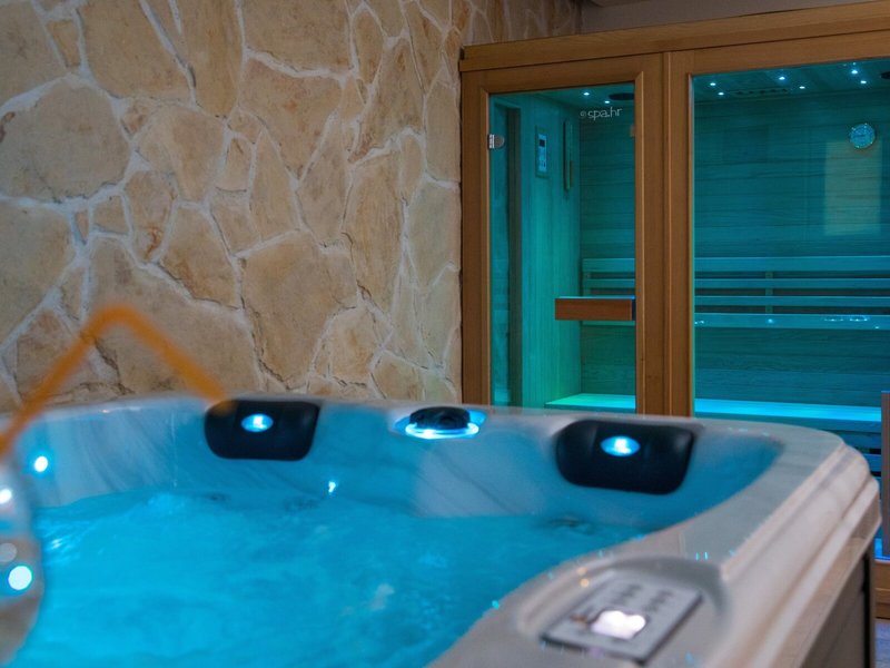 Villa Roza 6 - Outdoor Pool