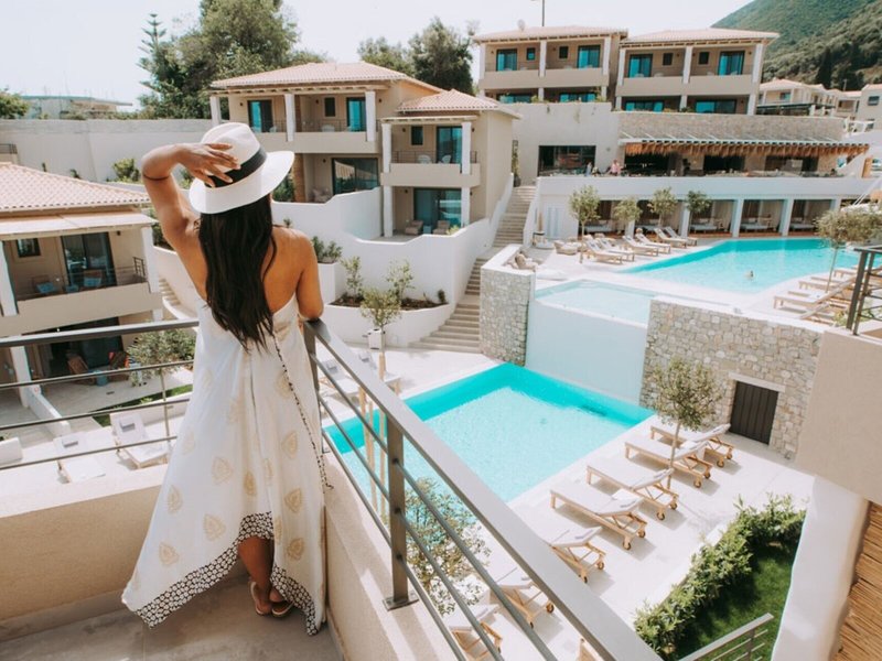 Crystal Waters Sapphire 14 - Outdoor Pool