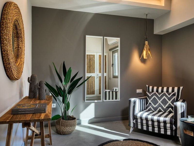 Crystal Waters Sapphire 33 - Restaurant