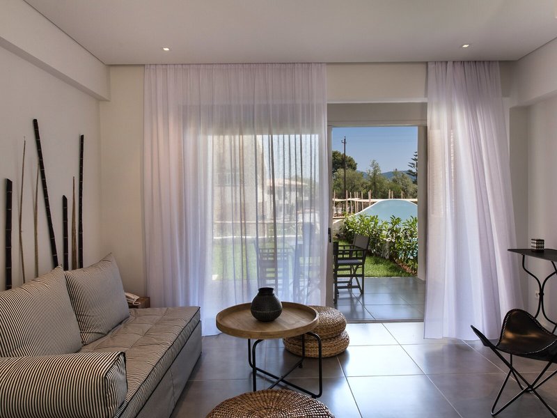 Crystal Waters Sapphire 41 - Room Example