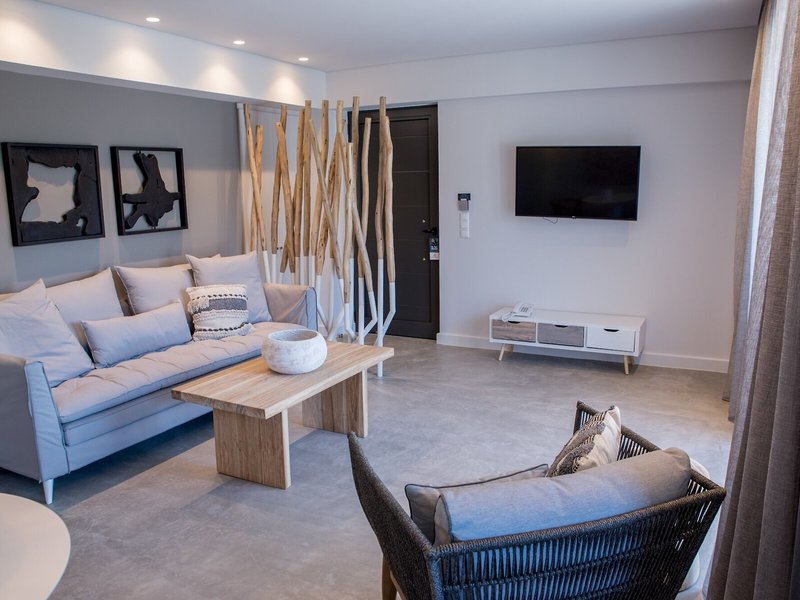 Crystal Waters Sapphire 42 - Room Example