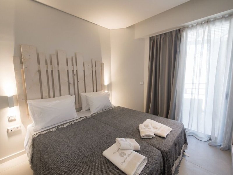 Crystal Waters Sapphire 41