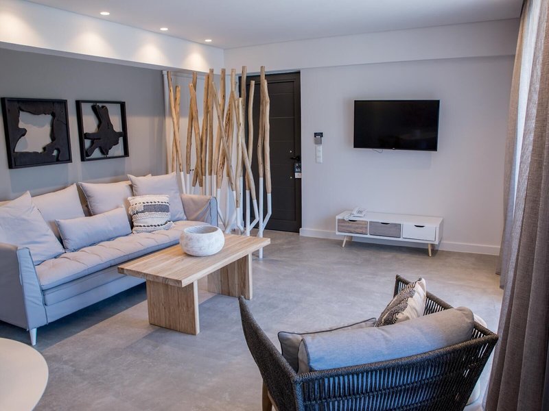 Crystal Waters Sapphire 46