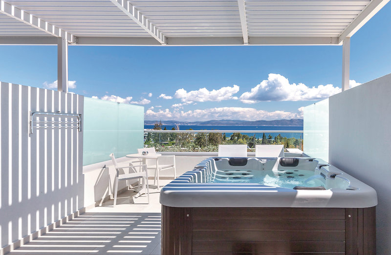 Blue Lagoon Ocean Resort  6