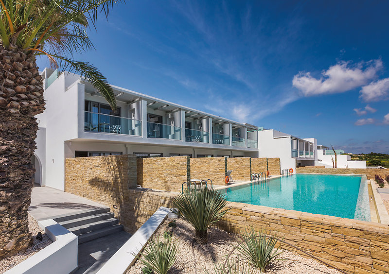 Blue Lagoon Ocean Resort  8