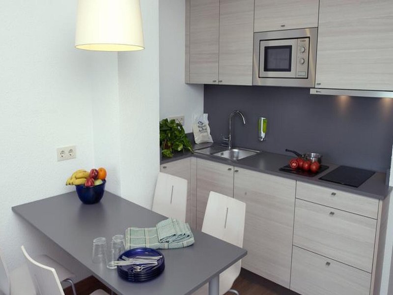 Almirall Apartaments 12