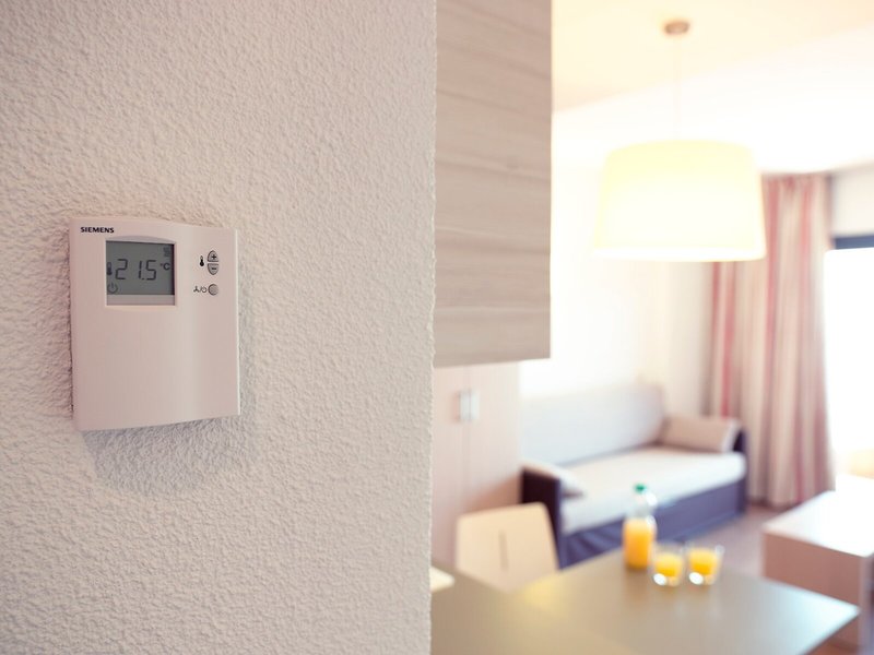 Almirall Apartaments 33