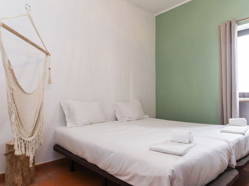 WOT Ericeira Lodge 16 - Room Example