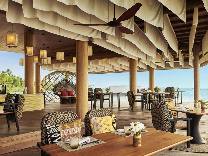 Sirru Fen Fushi - Private Lagoon Resort 24