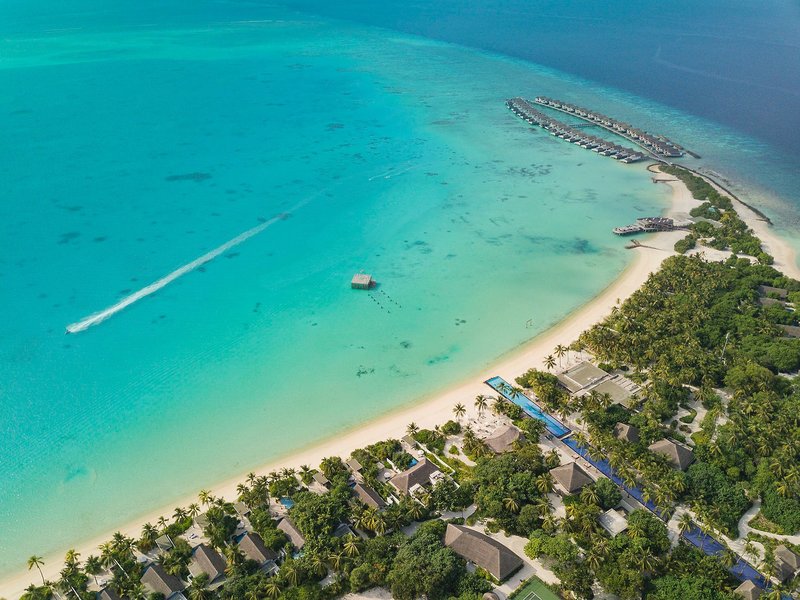 Sirru Fen Fushi - Private Lagoon Resort 3