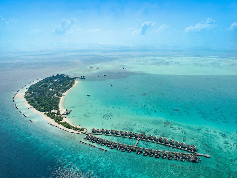 Sirru Fen Fushi - Private Lagoon Resort 9