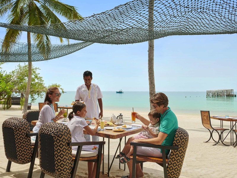 Fairmont Maldives, Sirru Fen Fushi 16