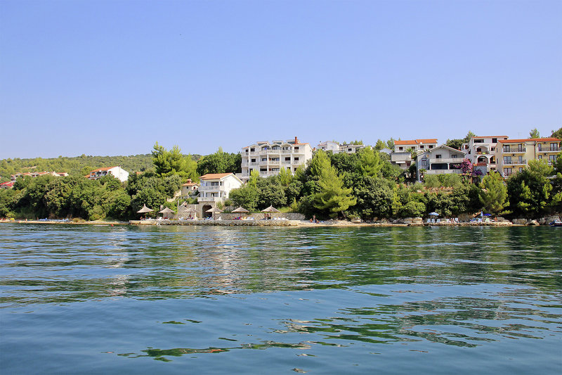 Hotel Lucija 10