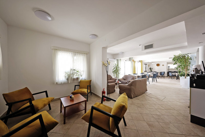 Hotel Lucija 14