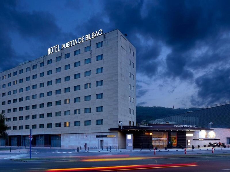 Hotel Puerta De Bilbao