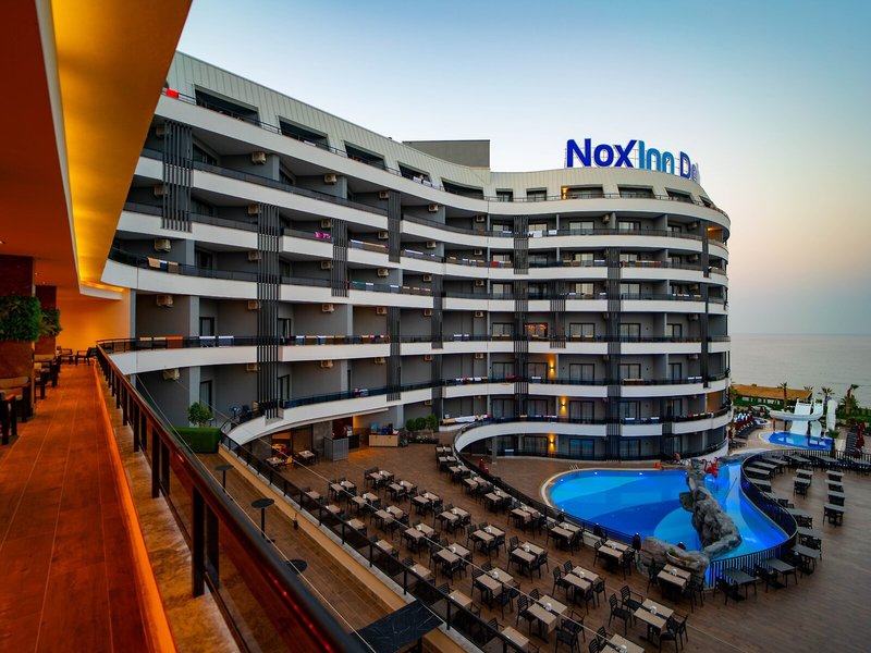 NoxInn Deluxe Hotel 11