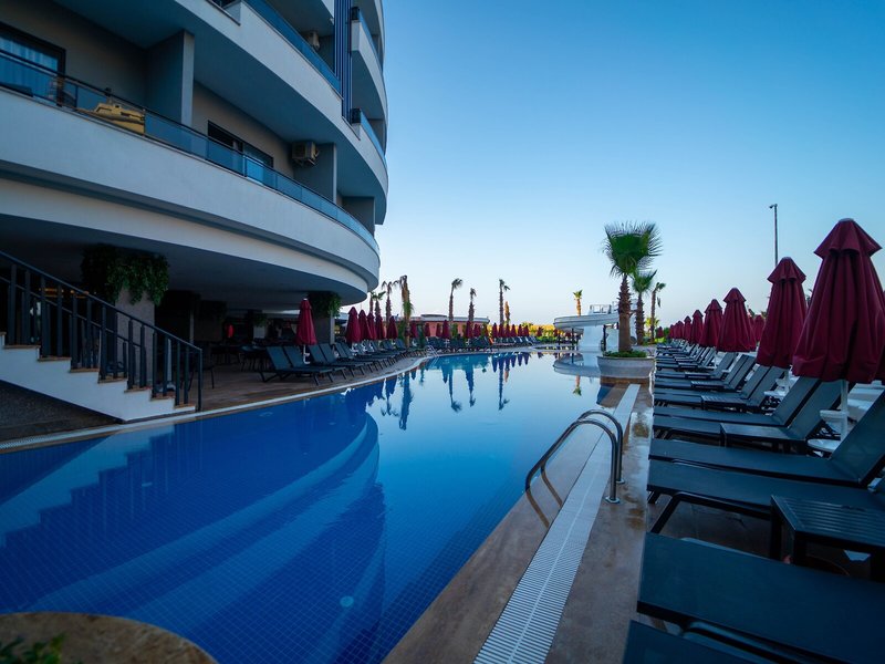 NoxInn Deluxe Hotel 13