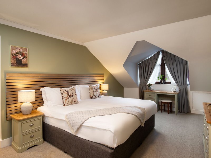 Monarch House Serviced Apartments 13