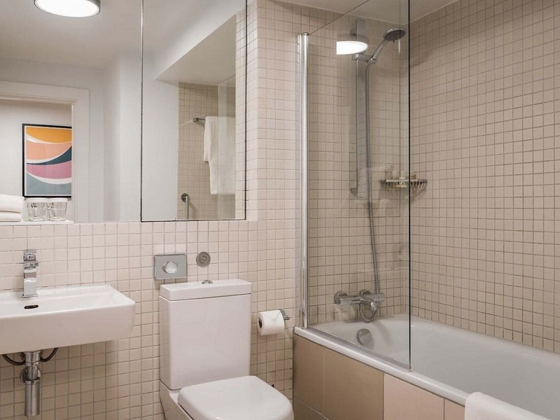 Monarch House Serviced Apartments 23