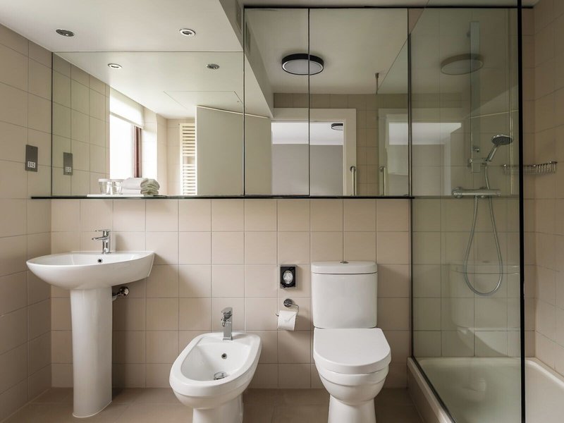 Monarch House Serviced Apartments 24