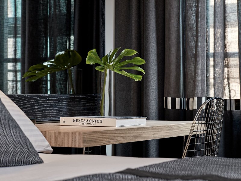 Antigon Urban Chic Hotel 16